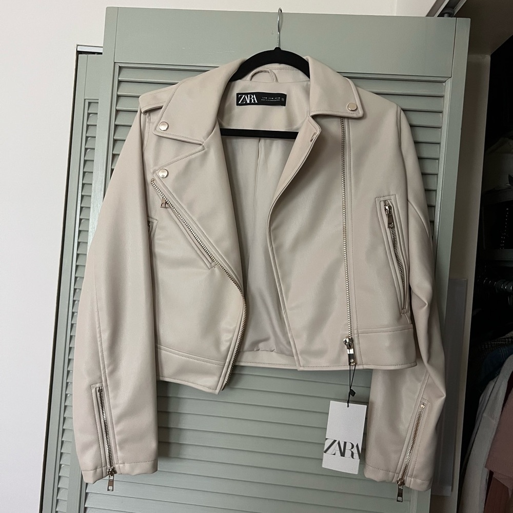 Zara unworn NWT white leather jacket